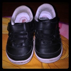 Stride rites infant sneakers